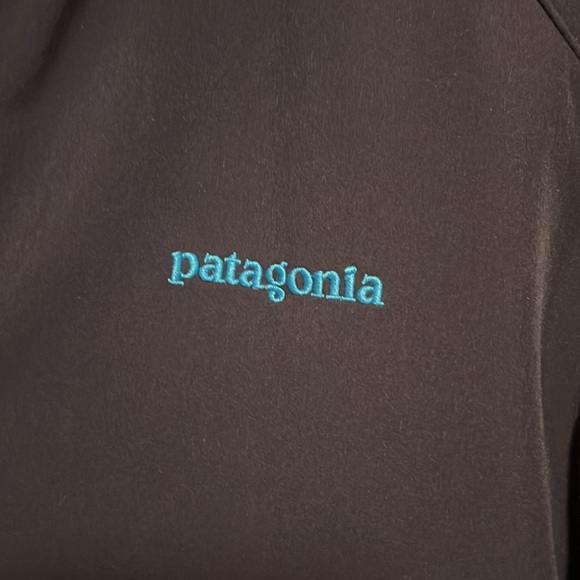 Patagonia Men's Navy Jacket - Picture 2 of 7
